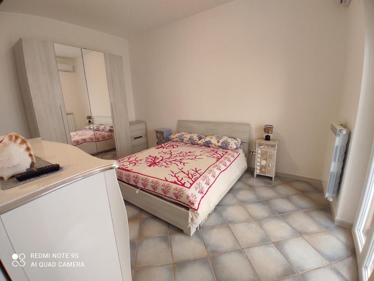 La Casa Del Sole Bed & Breakfast Terracina Exterior photo